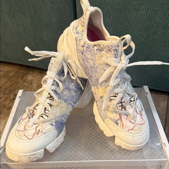 Dior Women's Sneakers - Cream and Blue - Picture 1 of 5